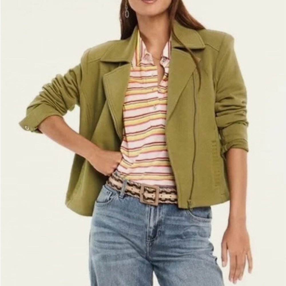 CAbi Road Trip Jacket - Utility Jacket in Olive Green NEW Never Worn